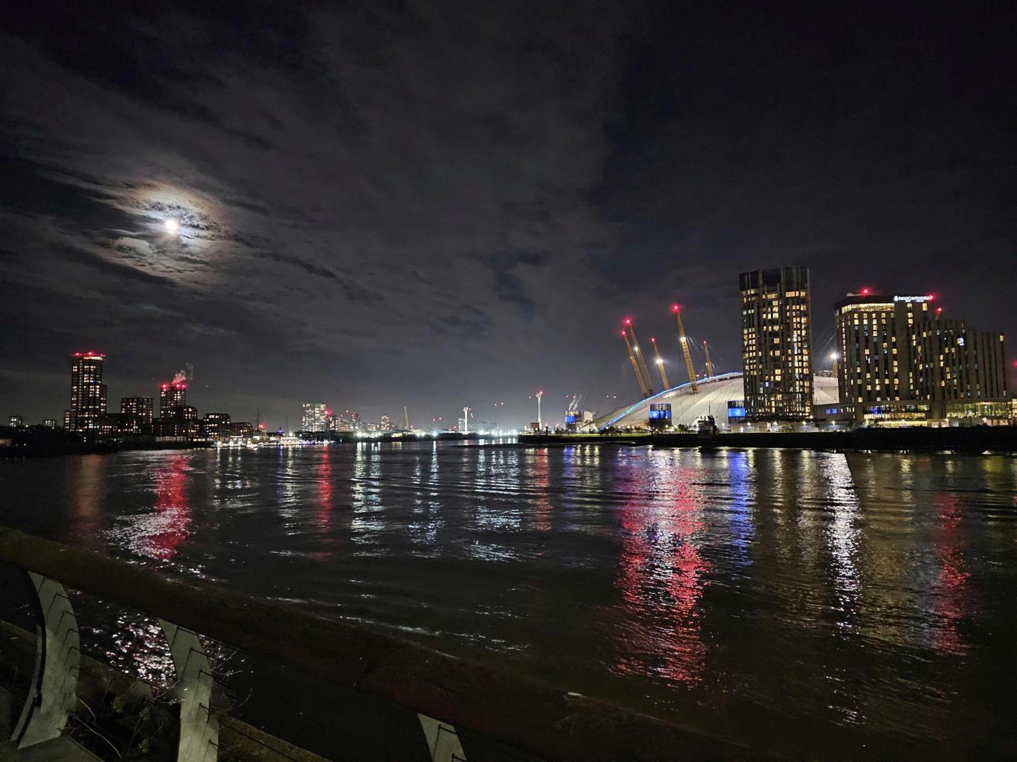 Luxury Apartment In Canary Wharf London Eksteriør bilde